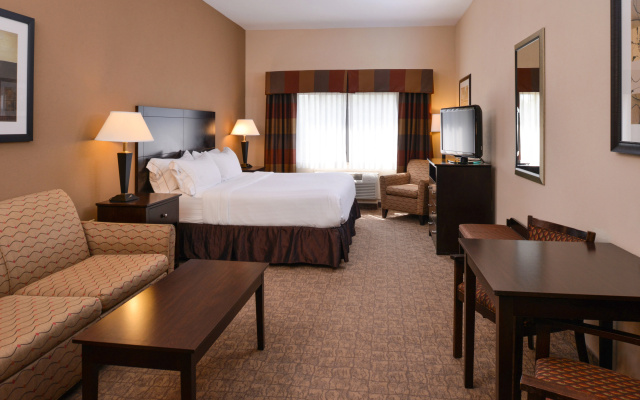 photo 3 of Holiday Inn Express & Suites Bridgeport by IHG