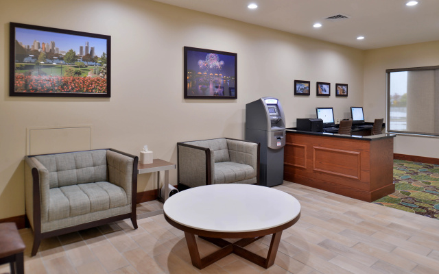 photo 2 of Holiday Inn Express & Suites Dearborn SW - Detroit Area by IHG