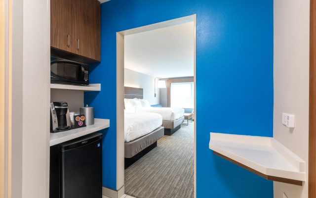 photo 4 of Holiday Inn Express & Suites Greenville S- Piedmont by IHG