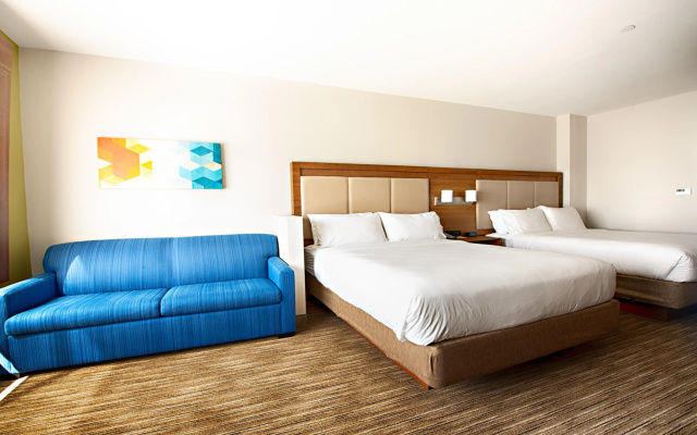 photo 4 of Holiday Inn Express & Suites Houston SW - Galleria Area by IHG