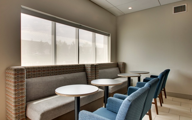 photo 3 of Holiday Inn Express & Suites Lancaster East - Strasburg by IHG