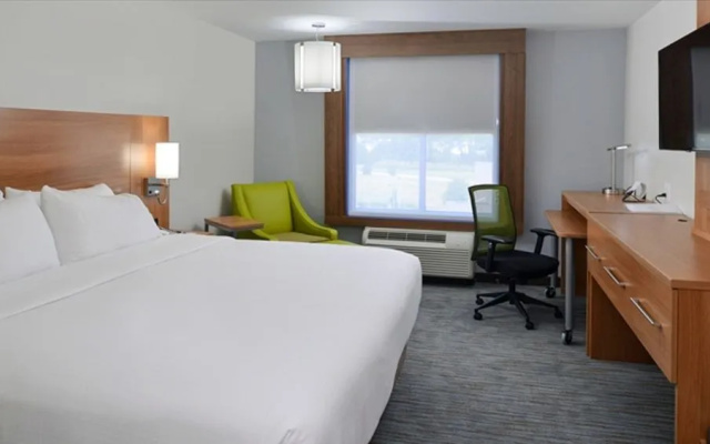 photo 3 of Holiday Inn Express & Suites Lexington East - Winchester Rd