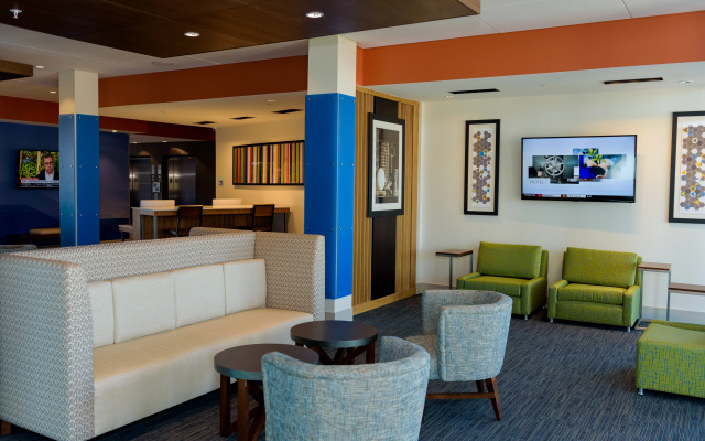 photo 2 of Holiday Inn Express & Suites McKinney - Frisco East by IHG