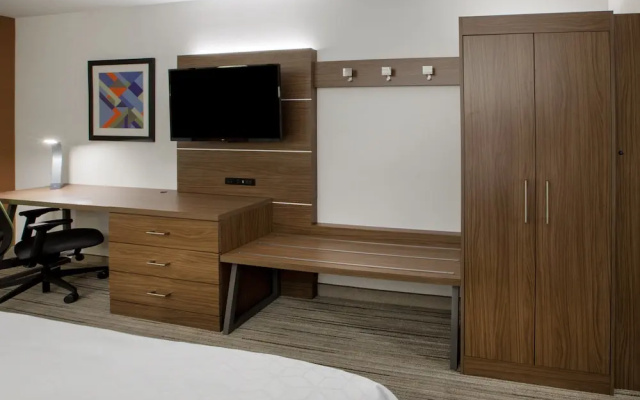 photo 5 of Holiday Inn Express & Suites Milan – Sandusky Area