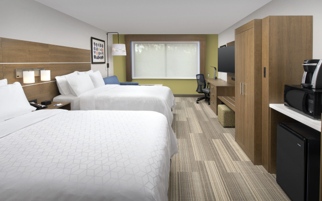 photo 5 of Holiday Inn Express & Suites North Brunswick