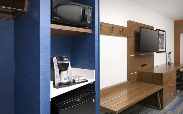 photo 5 of Holiday Inn Express & Suites San Antonio North - Windcrest by IHG