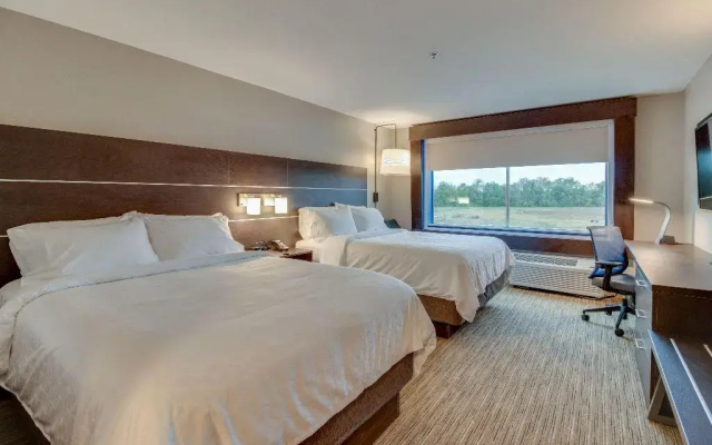 photo 2 of Holiday Inn Express & Suites Union City