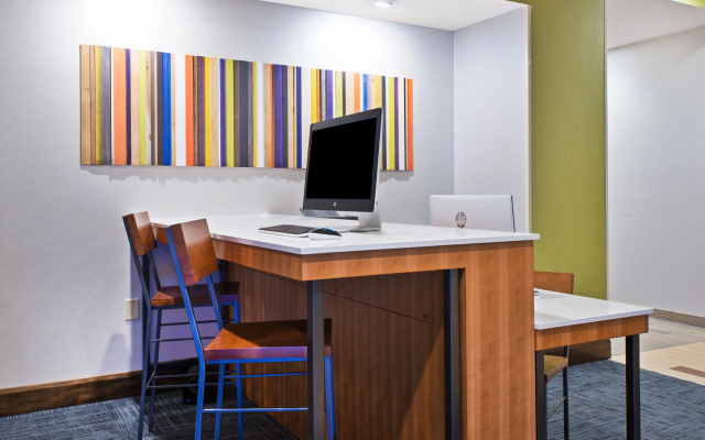 photo 3 of Holiday Inn Express & Suites Uniontown by IHG