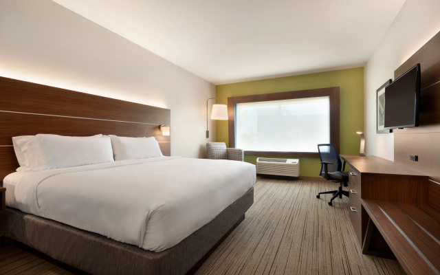 photo 4 of Holiday Inn Express & Suites West Des Moines - Jordan Creek by IHG