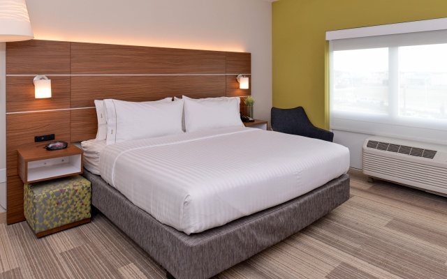 photo 5 of Holiday Inn Express & Suites West Melbourne, an IHG Hotel