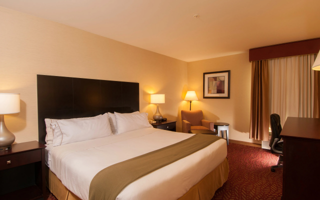 photo 4 of Holiday Inn Express Vernon - Manchester by IHG