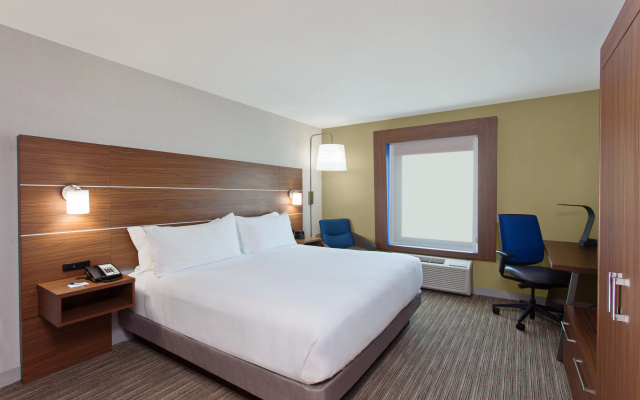 photo 4 of Holiday Inn Express West Los Angeles by IHG