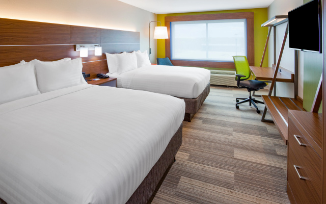 photo 4 of Holiday Inn Express & Suites Des Moines Downtown by IHG