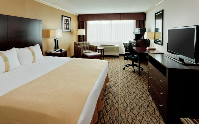 photo 3 of Executive Inn - Fort Lee