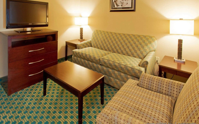 photo 5 of DoubleTree by Hilton Fort Worth Fossil Creek