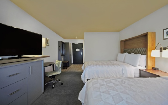 photo 3 of Holiday Inn Grand Rapids North Walker, An Ihg