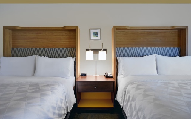 photo 4 of Holiday Inn Grand Rapids North Walker, An Ihg