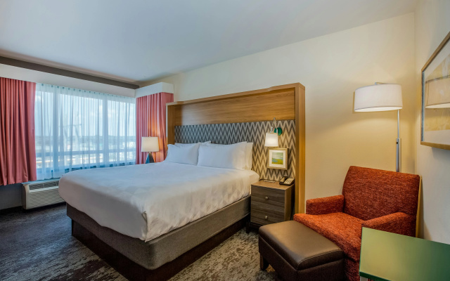 photo 5 of Holiday Inn Gulfport Airport by IHG