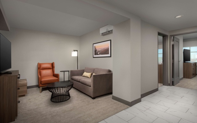 photo 5 of Doubletree by Hilton Chattanooga Hamilton Place