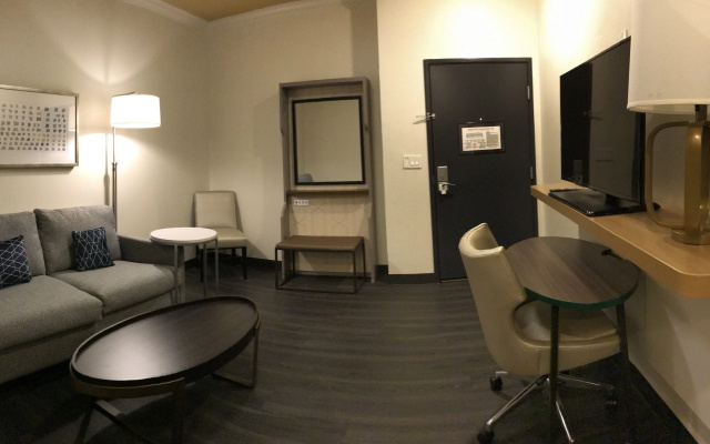 photo 4 of Holiday Inn & Suites McKinney - N Allen by IHG