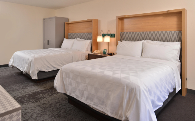 photo 3 of Holiday Inn Hotel & Suites Raleigh / Cary by IHG