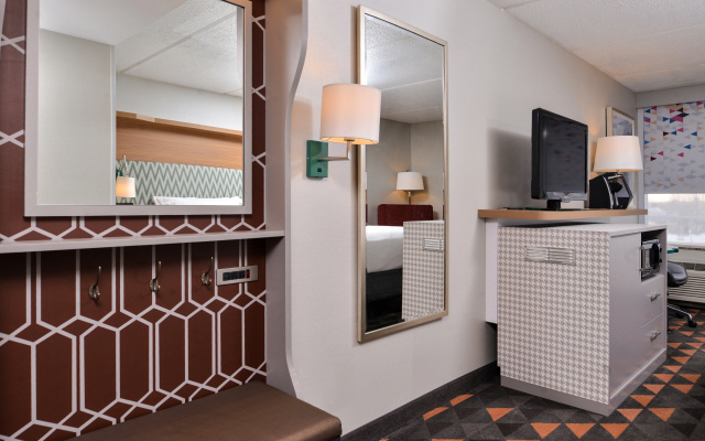photo 3 of Holiday Inn Hotel & Suites Rochester - Marketplace by IHG