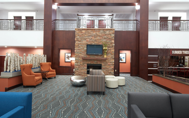 photo 2 of Holiday Inn Hotel & Suites Stockbridge / Atlanta I-75 by IHG