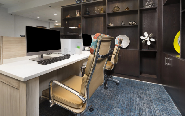 photo 4 of Holiday Inn & Suites Arden - Asheville Airport by IHG