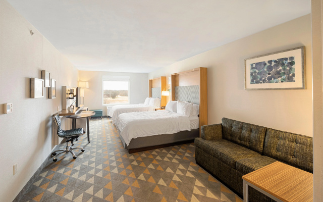 photo 3 of Holiday Inn & Suites Decatur-Forsyth by IHG