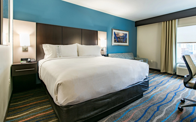 photo 5 of Holiday Inn Hotel & Suites Chattanooga Downtown by IHG