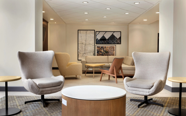 photo 2 of Holiday Inn Houston Intercontinental Airport by IHG