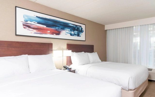 photo 4 of Delta Hotels by Marriott Kalamazoo Conference Center