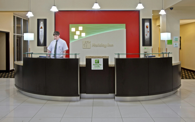 photo 2 of Holiday Inn Louisville Airport South by IHG