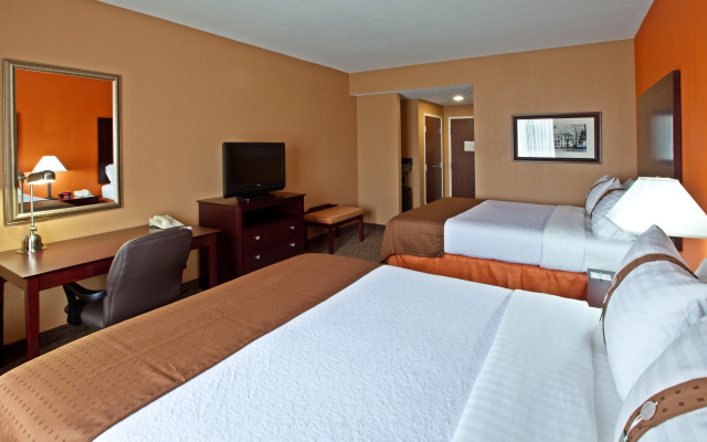 photo 3 of Holiday Inn Louisville Airport South by IHG