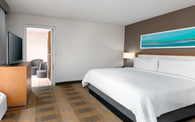 photo 5 of Holiday Inn Miami-Doral Area by IHG