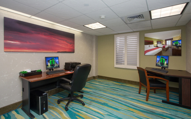 photo 5 of Holiday Inn North Phoenix