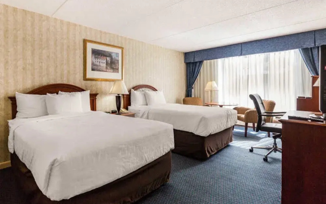 photo 3 of Holiday Inn Patriot-Williamsburg