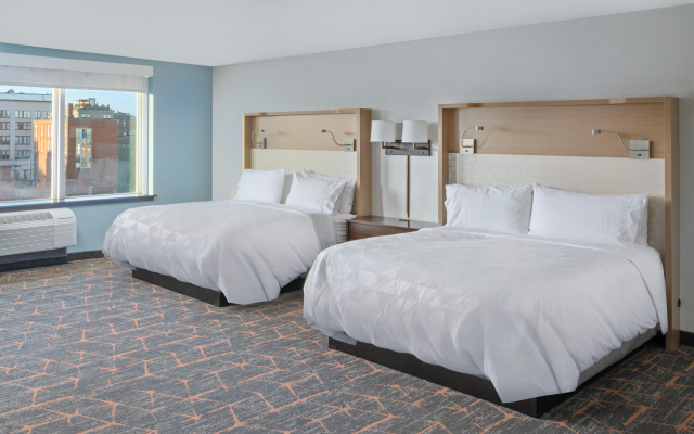 photo 4 of Holiday Inn Portland-By the Bay by IHG