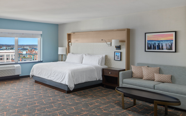 photo 5 of Holiday Inn Portland-By the Bay by IHG