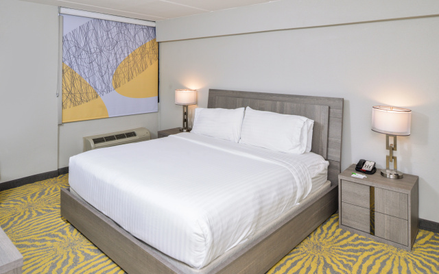 photo 5 of Holiday Inn Dallas-Richardson by IHG
