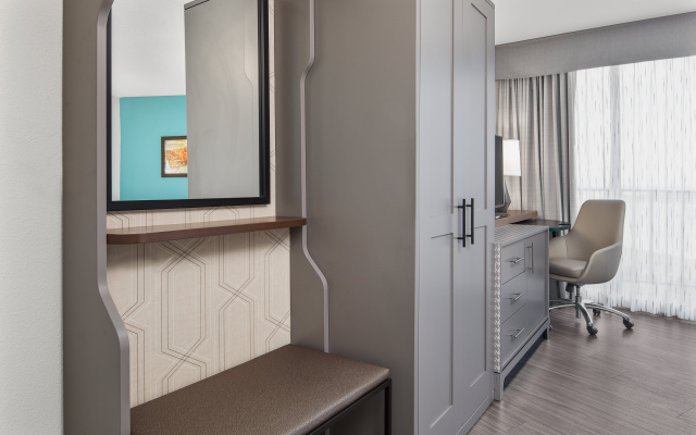 photo 5 of Holiday Inn Charleston Riverview by IHG