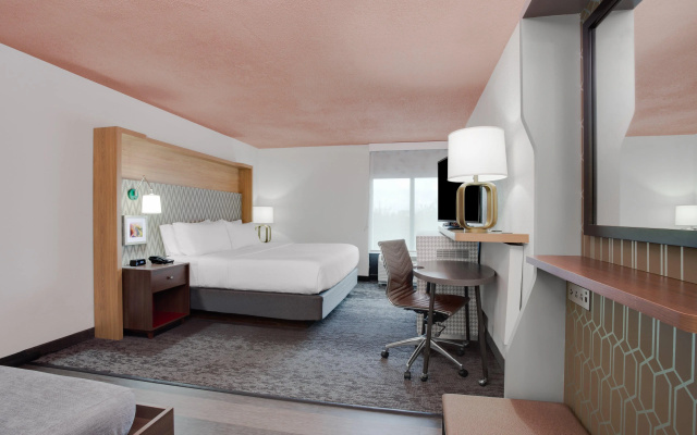 photo 4 of Holiday Inn Roanoke Airport – Conference CTR by IHG