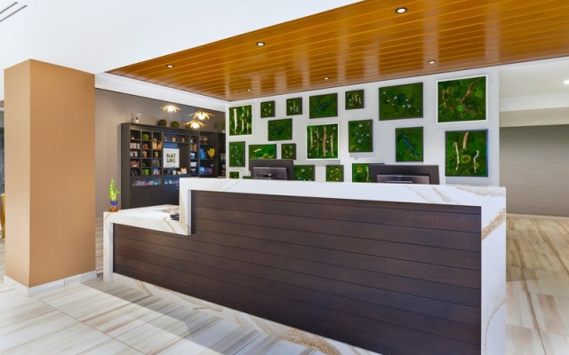 photo 2 of Holiday Inn Rochester Downtown