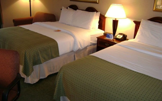 photo 3 of Holiday Inn Express & Suites St. Louis South - I-55