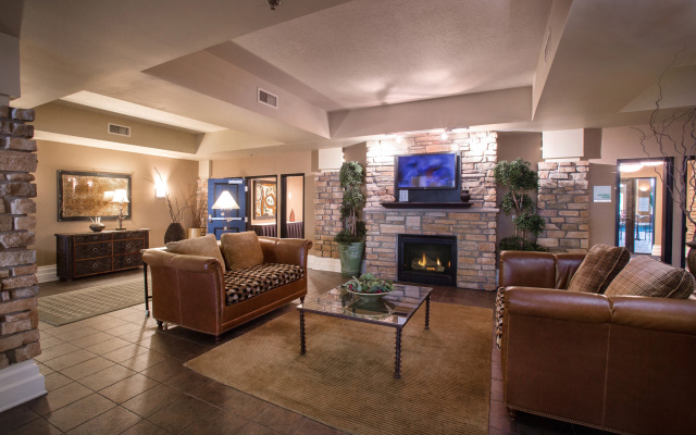 photo 2 of Holiday Inn St. Paul Northeast - Lake Elmo