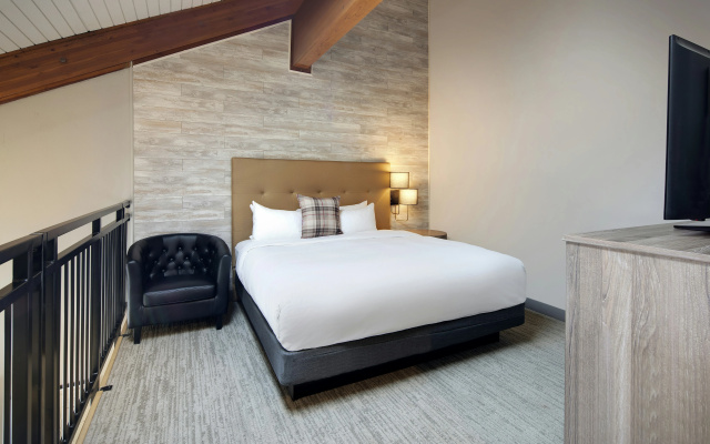 photo 4 of Highline Vail - a DoubleTree by Hilton