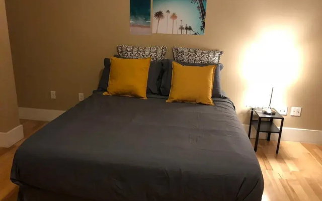 photo 3 of Hudson Hollywood Apartments
