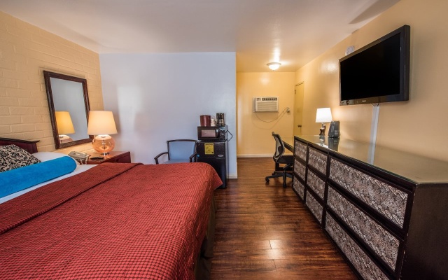 photo 4 of Hollywood Downtowner Inn