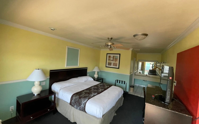 photo 3 of Hollywood Guest Inn