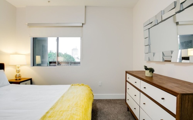 photo 5 of Hollywood Loft